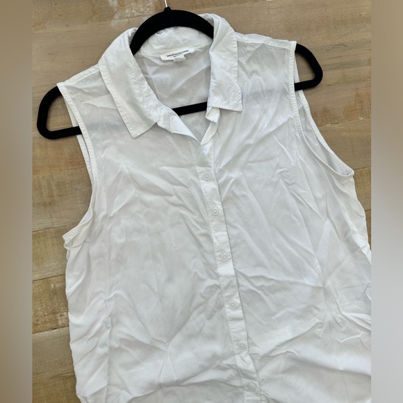 Beach Lunch Lounge white collared sleeveless blouse top - Picture 5 of 10